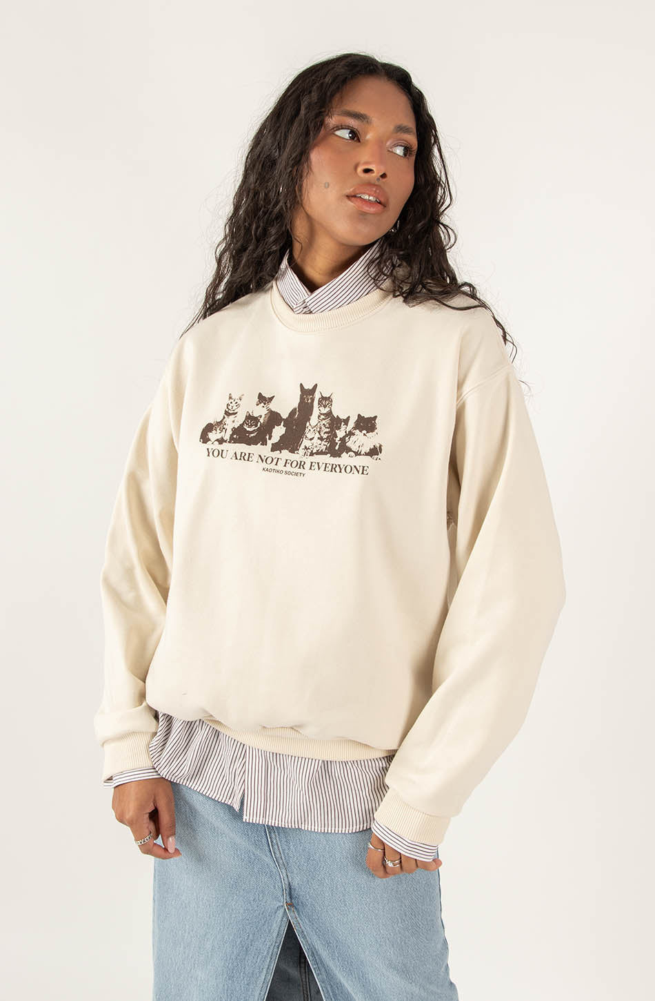 Gewaschenes Katzenfamilien-Knochen-Sweatshirt