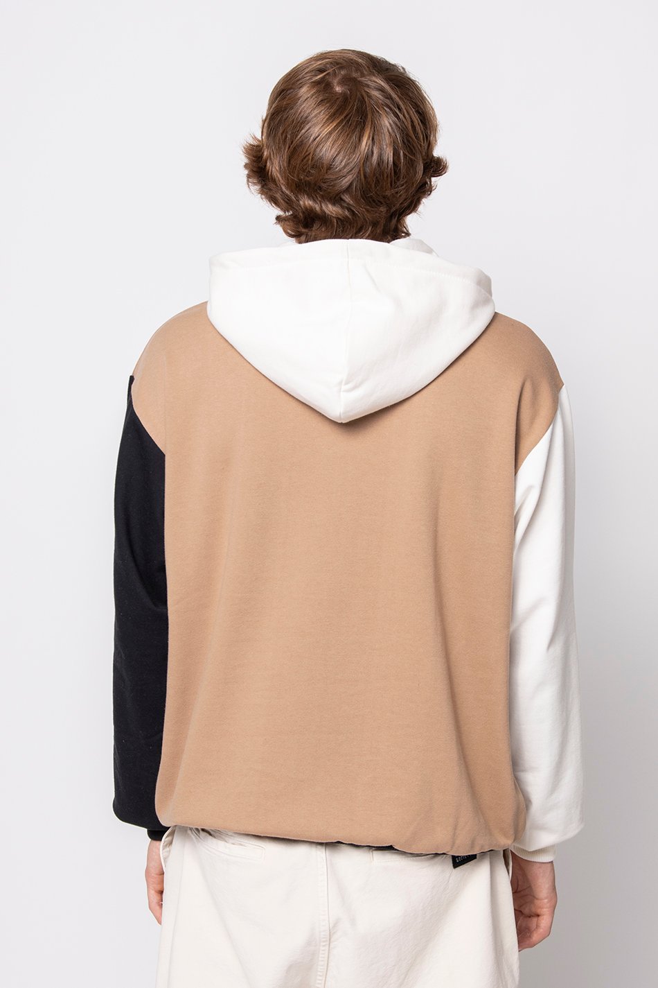 Kael Schwarz/Sand Sweatshirt